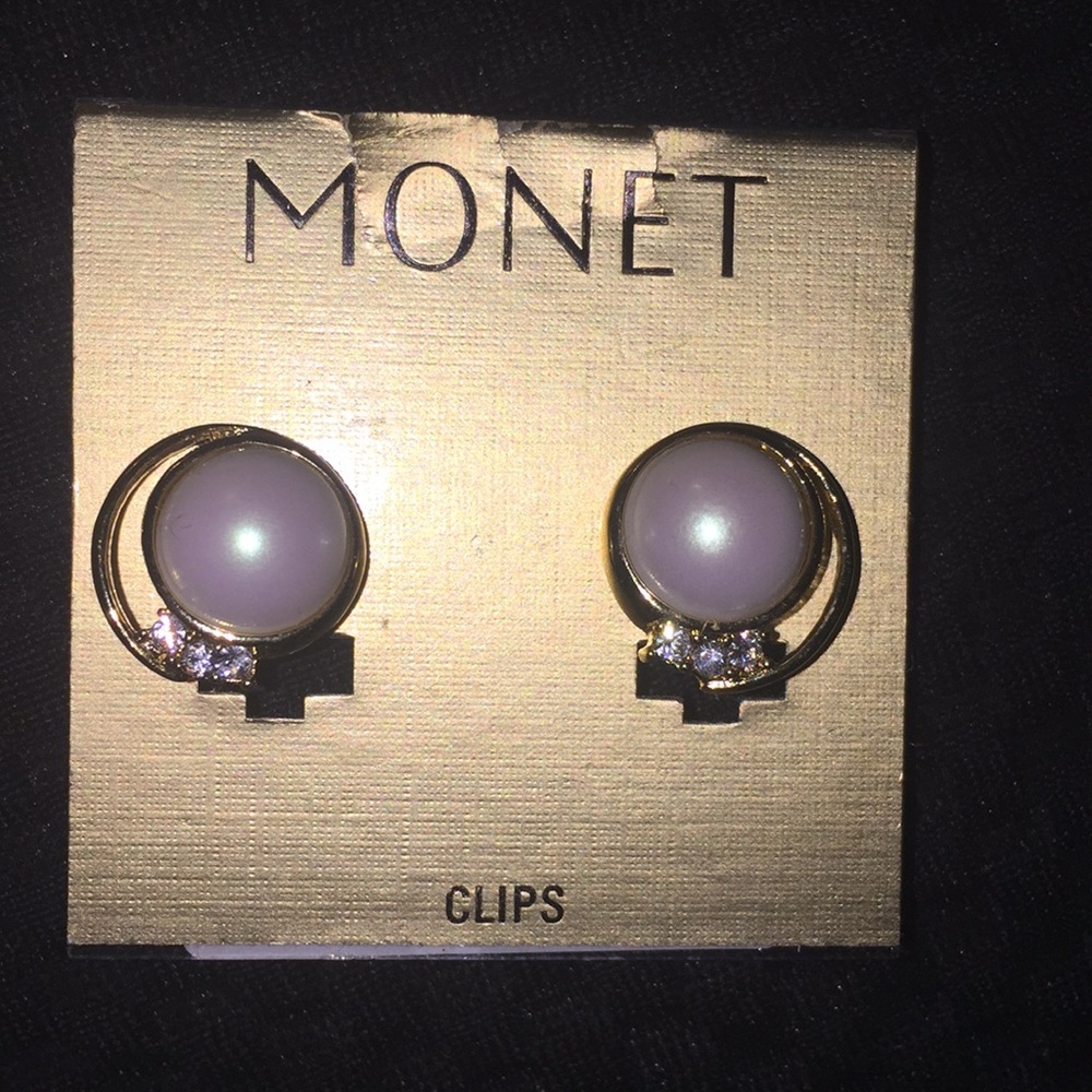 Monet Gold Tone Faux Pearl Gemstone Clip Earring